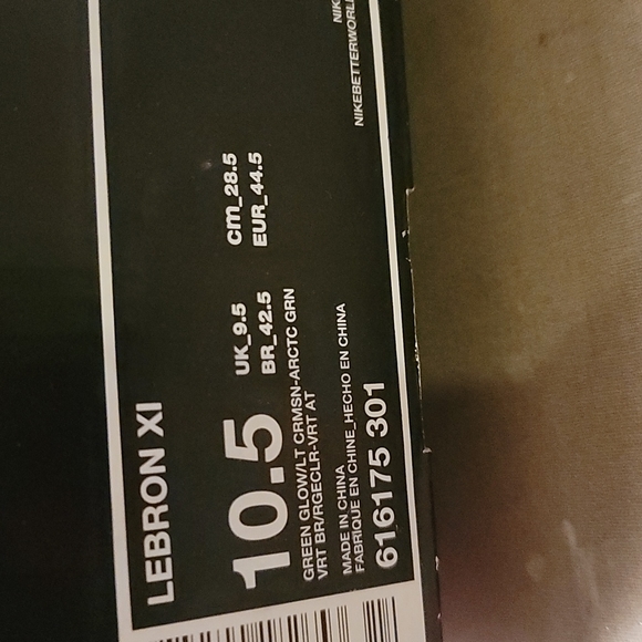 Lebron XI - Picture 7 of 7